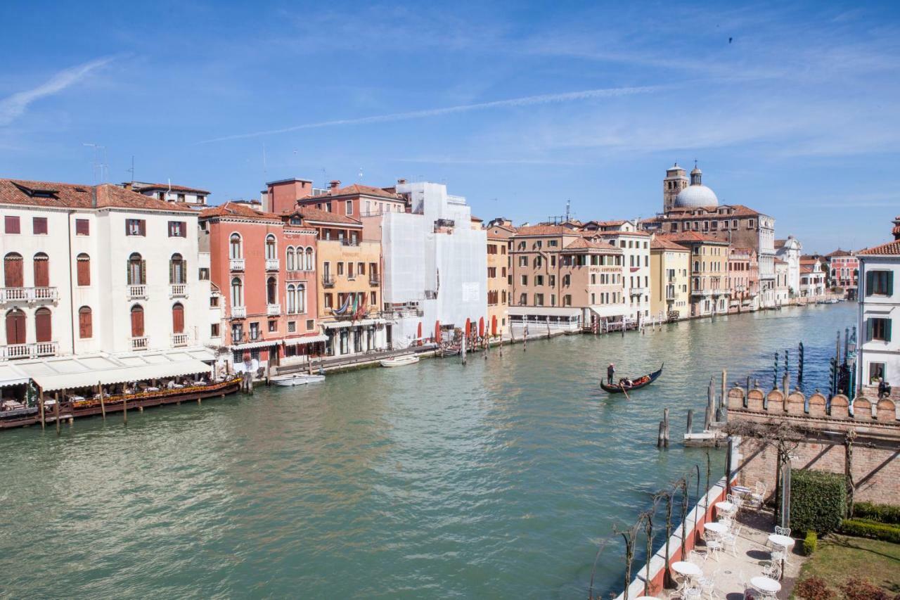 Palazzetto Foscari Acomodação com café da manhã Veneza Exterior foto